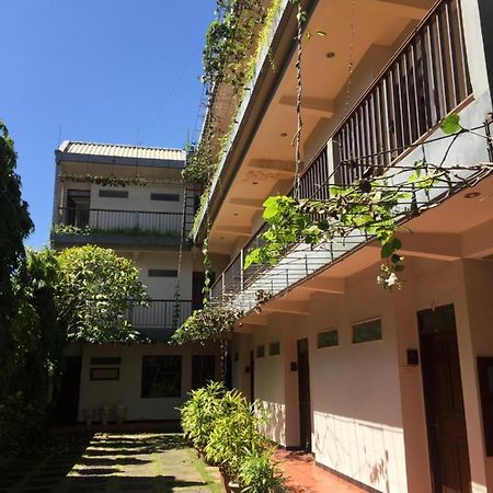 Pakerisan East Mansion Hotel Denpasar  Luaran gambar